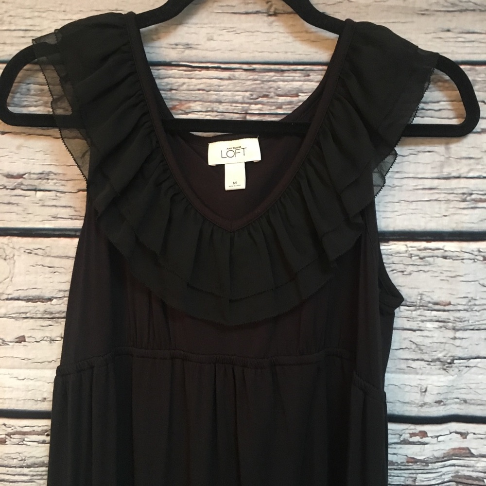 Ann Taylor LOFT LBD Tiered Ruffle Neckline. Med